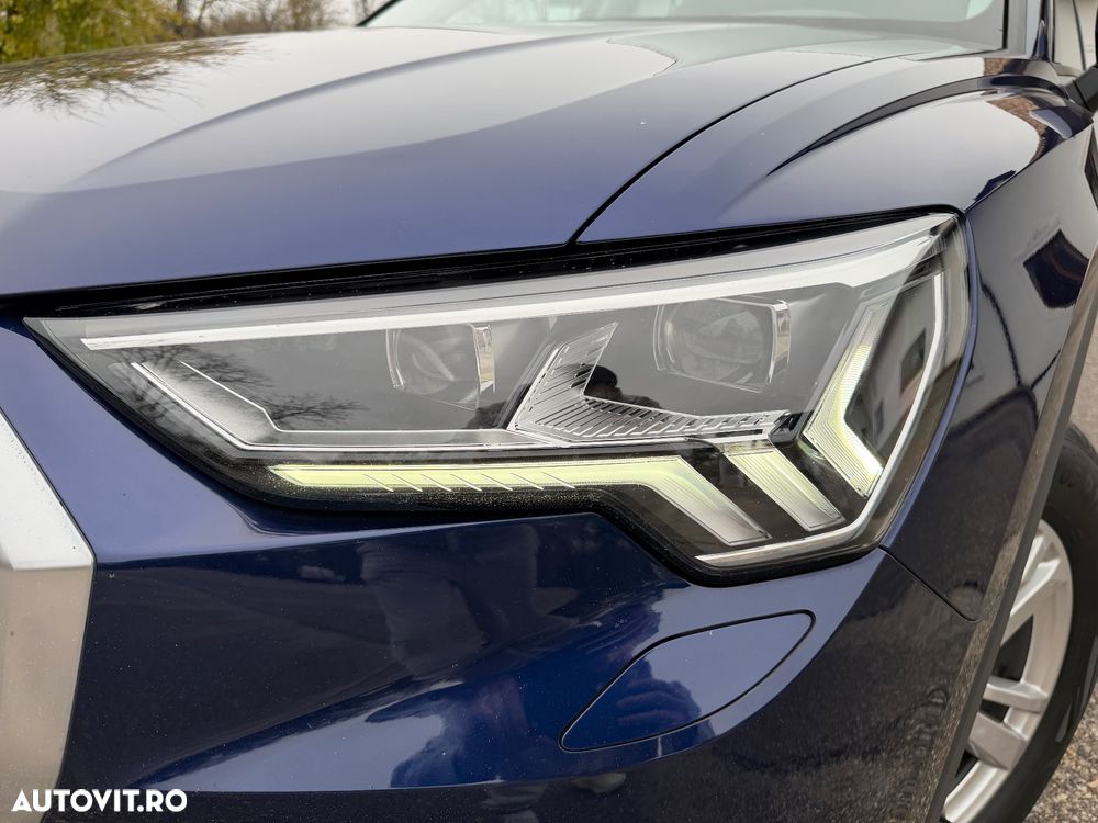 Audi Q3 35 TFSI S tronic - 12