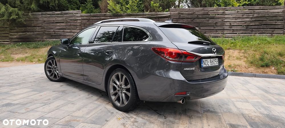 Mazda 6 - 8