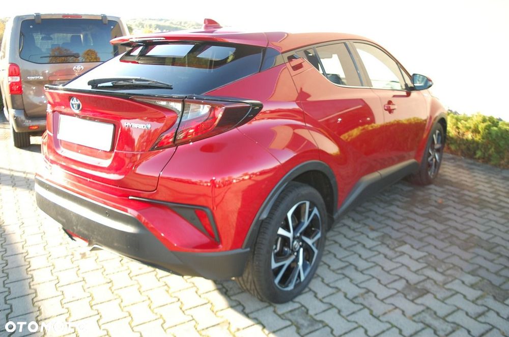 Toyota C-HR - 4