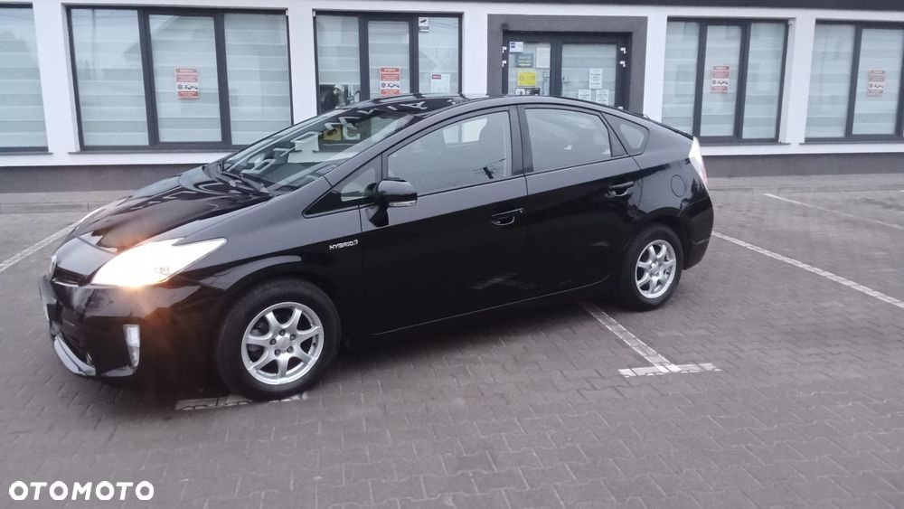 Toyota Prius (Hybrid) Comfort - 5