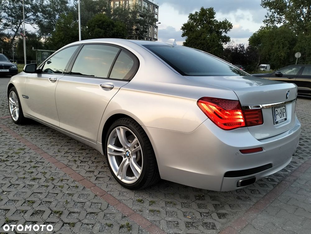 BMW Seria 7 740Li - 7