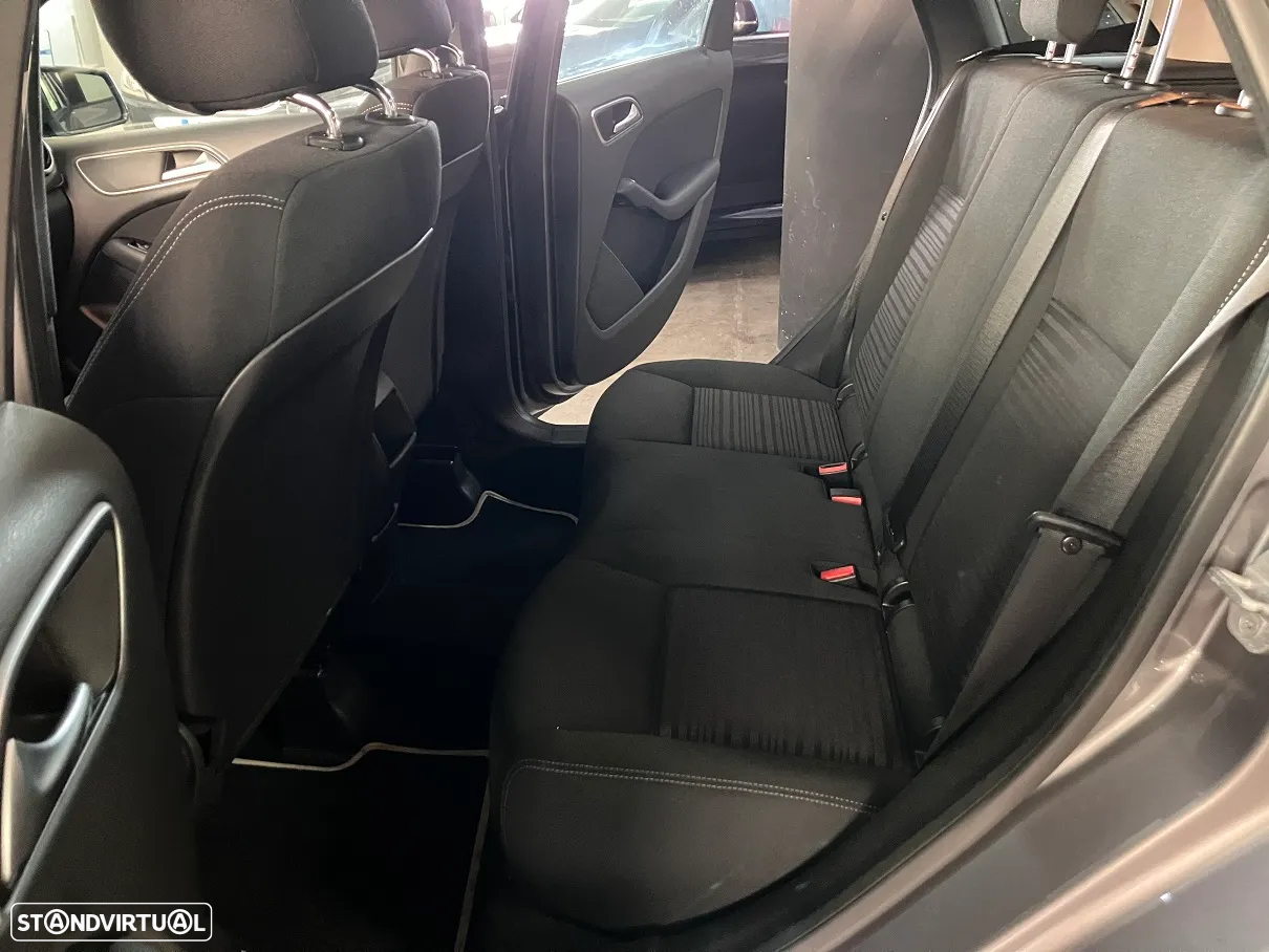 Mercedes-Benz B 180 CDi BlueEfficiency - 17