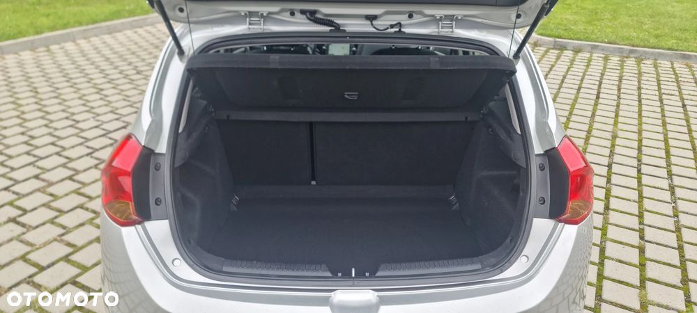 Kia Ceed 1.4 CVVT Dream Team Edition - 22