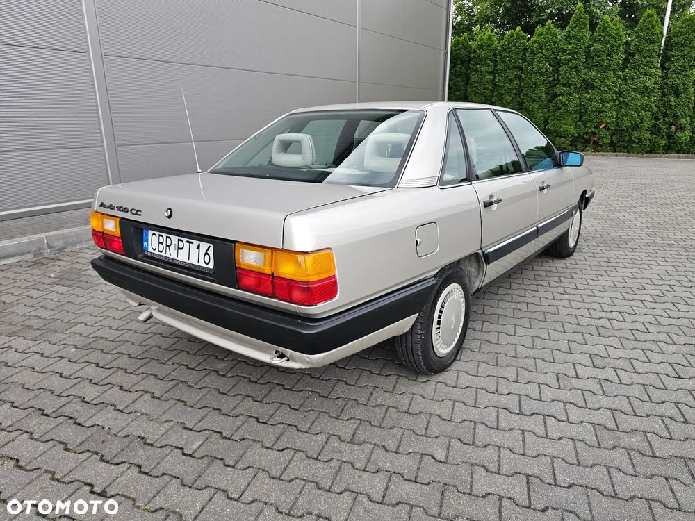 Audi 100 1.8 - 6