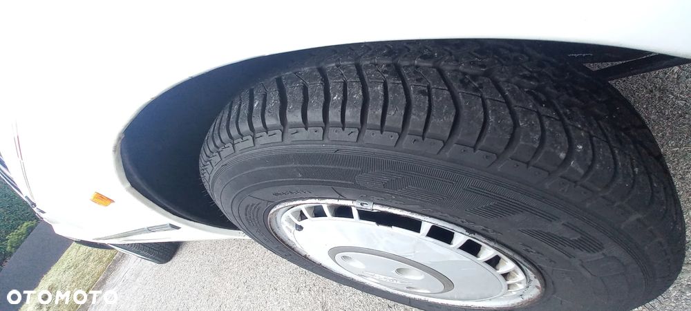 Ford Orion 1.4 CL - 23