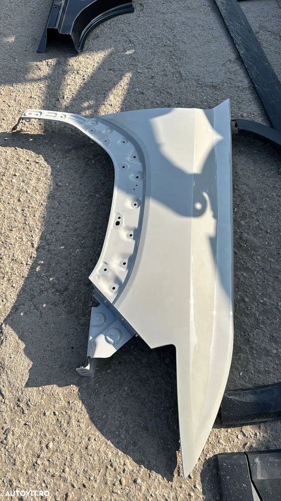 ARIPA DREAPTA DACIA DUSTER 3 - 4