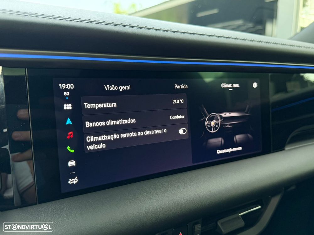 Porsche Macan Electric 4 - 53