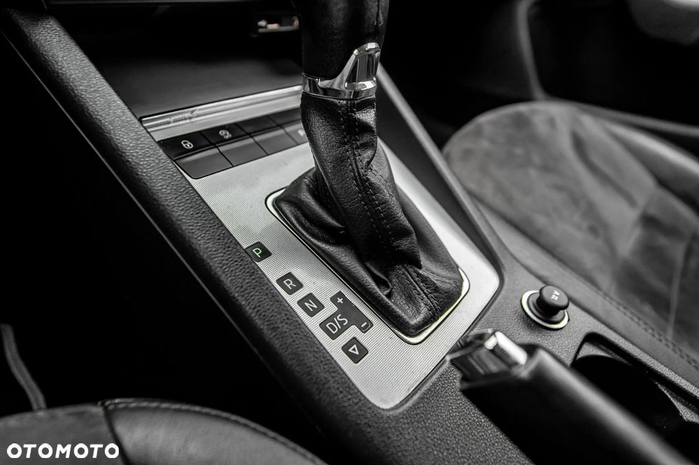 Skoda Octavia 2.0 TDI 4x4 Clever DSG - 32