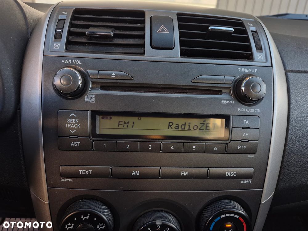 Toyota Corolla 1.6 VVT-i Luna - 9