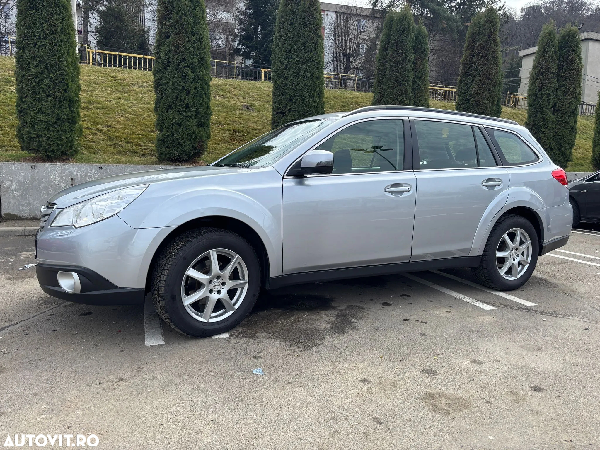 Subaru Outback - 6