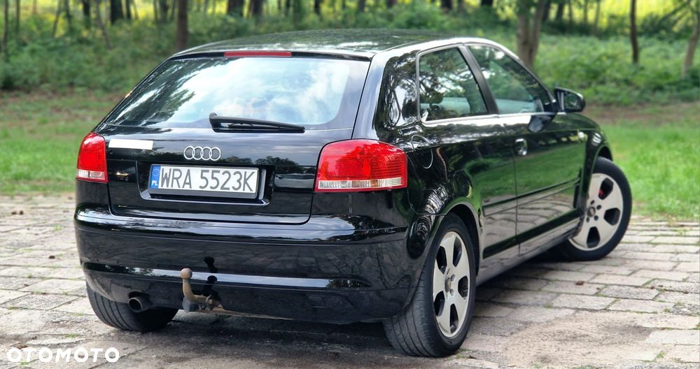 Audi A3 3-drzwiowe 1.6 Ambiente - 8