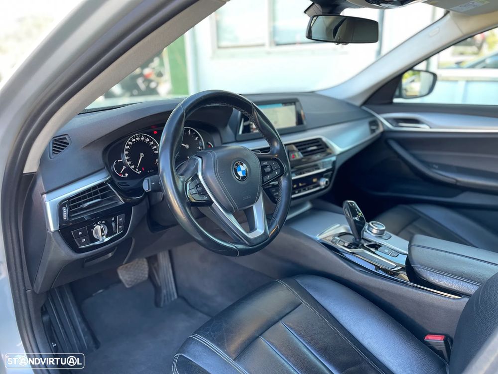 BMW 520 d Line Luxury Auto - 8