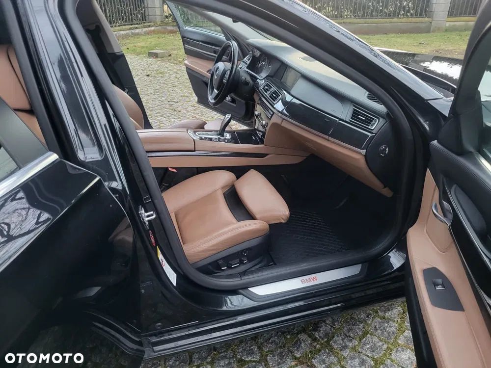 BMW Seria 7 730d - 4