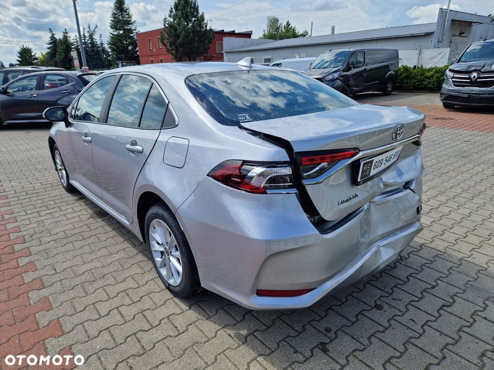 Toyota Corolla 1.5 Comfort - 15