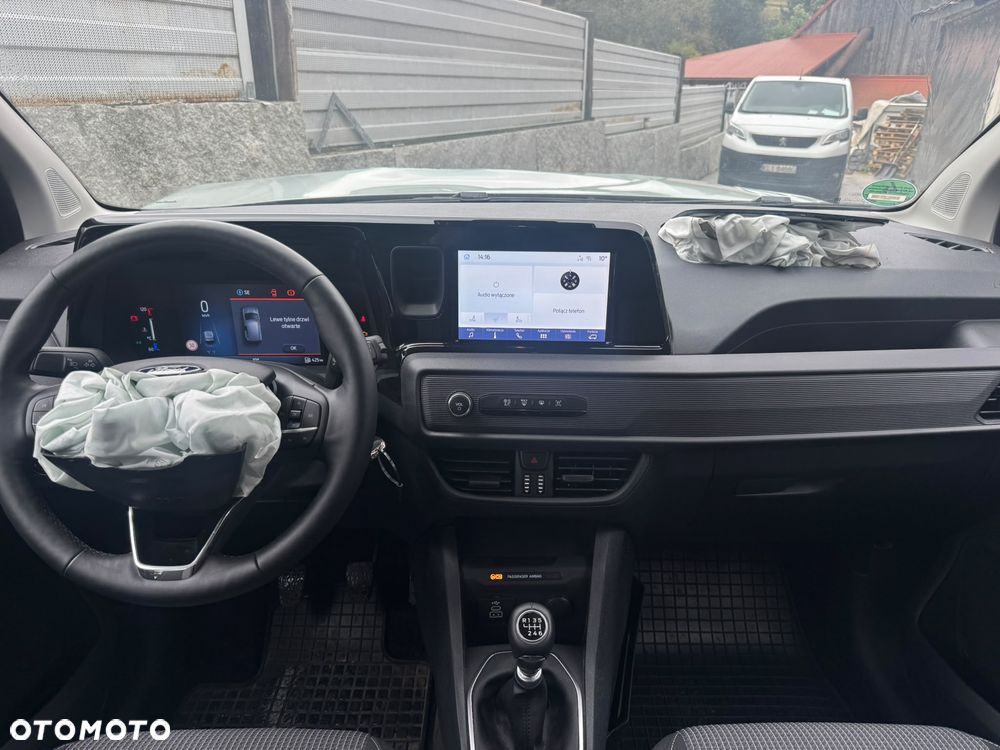 Ford Transit Courier - 5