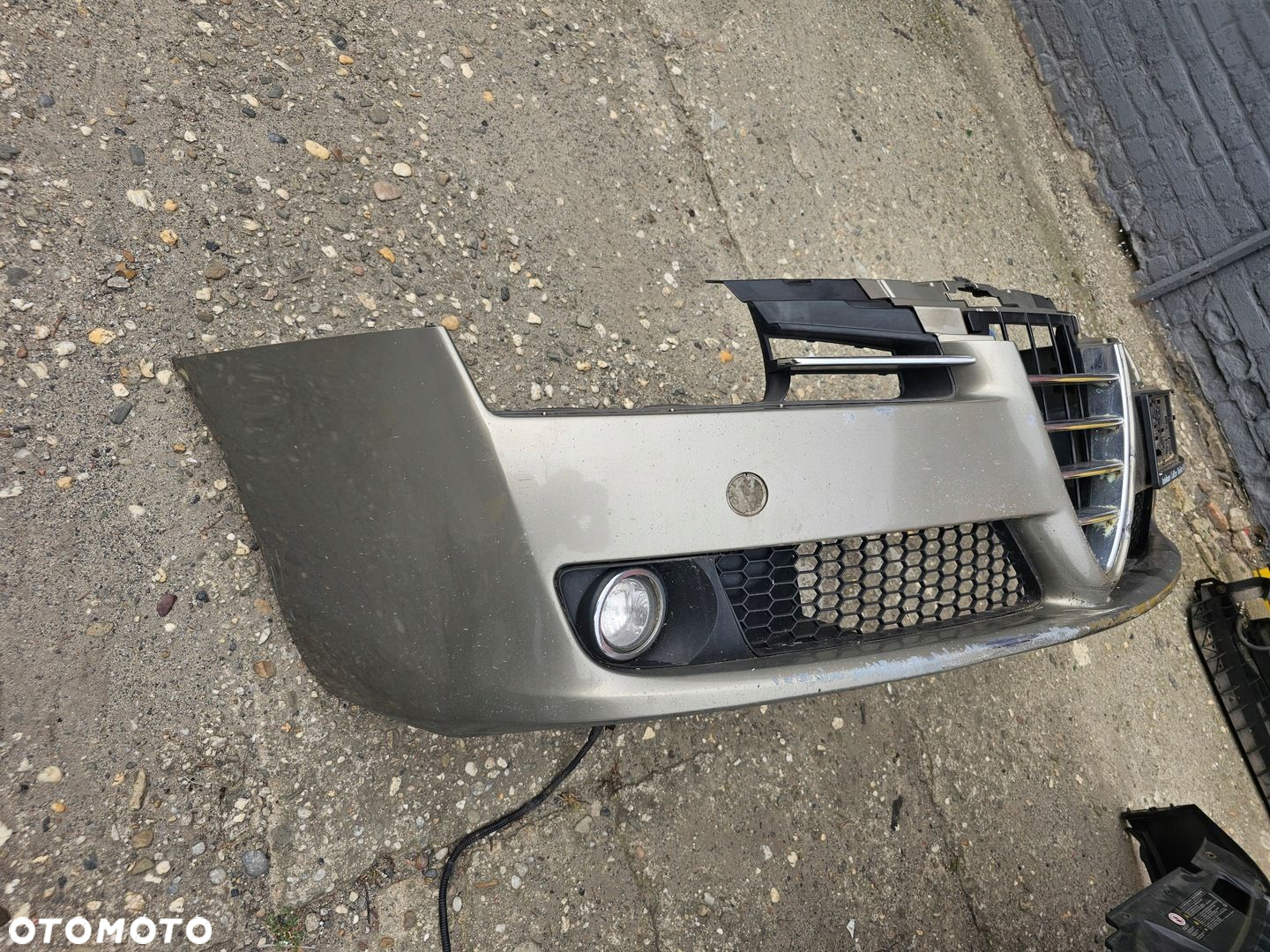 Zderzak przedni halogeny Alfa Romeo 159 - 3