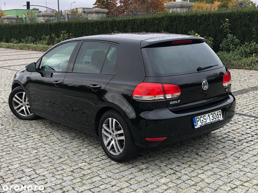 Volkswagen Golf 1.6 United - 13