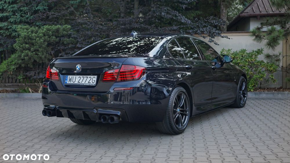 BMW Seria 5 525d xDrive - 6