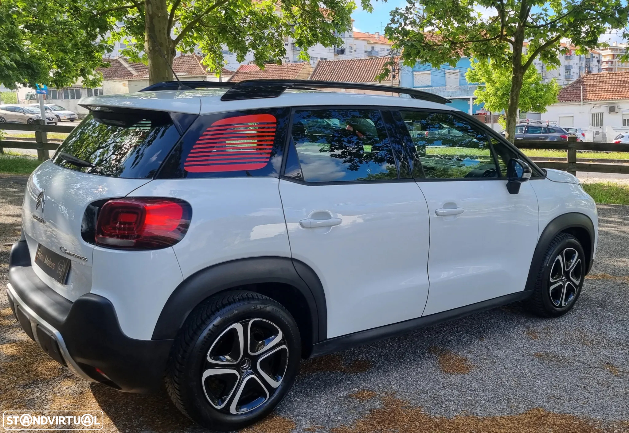 Citroën C3 Aircross 1.2 PureTech Shine - 11