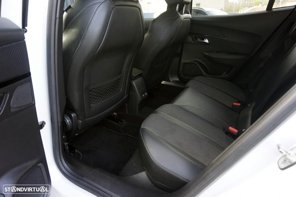 Peugeot 2008 1.2 PureTech GT Line - 5