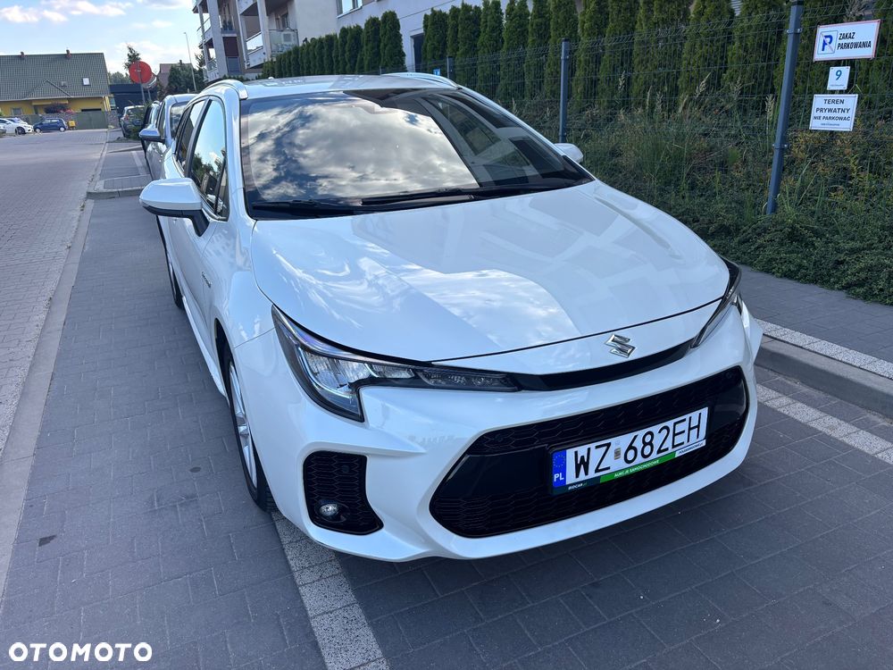 Suzuki Swace 1.8 Hybrid Premium Plus CVT - 3