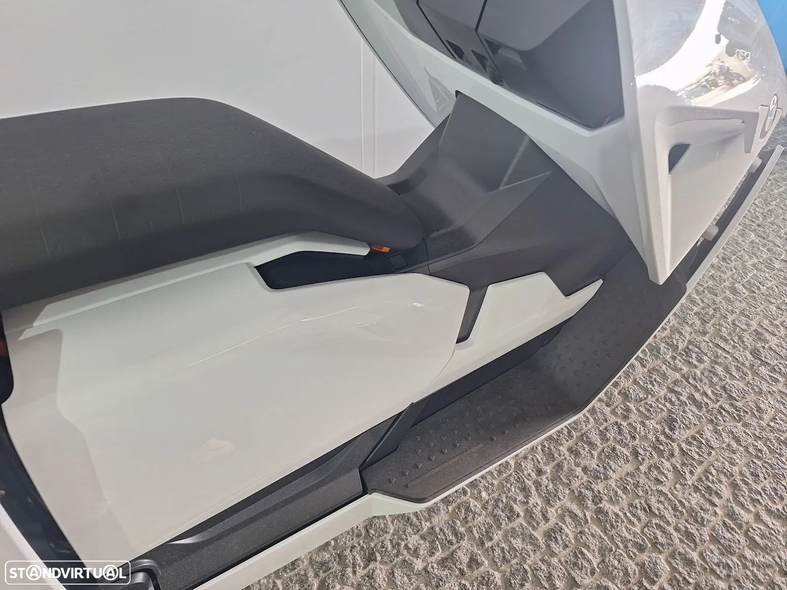 BMW CE 04 - 3