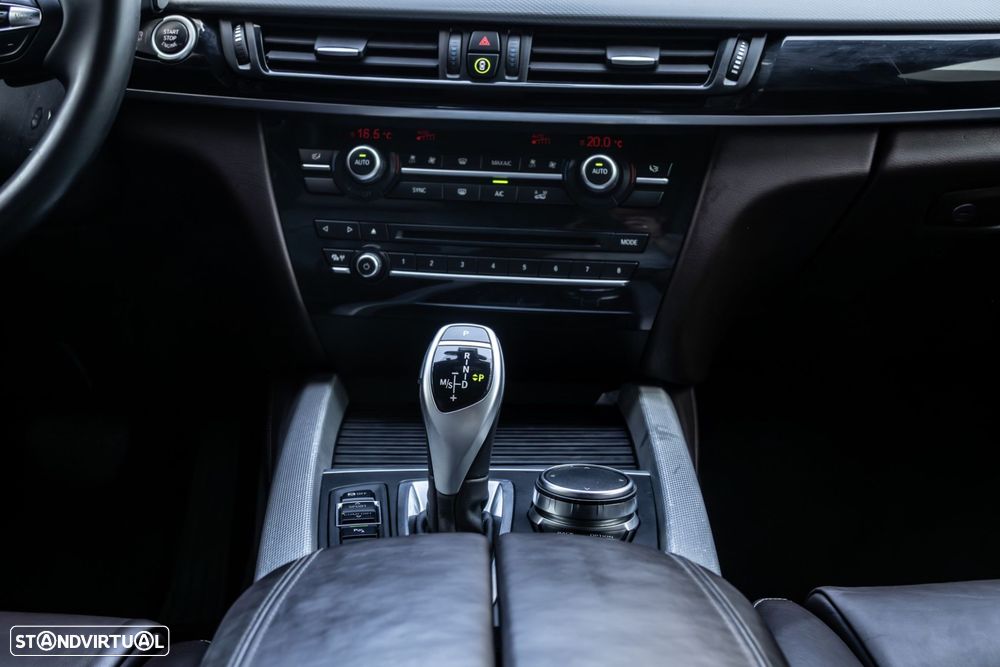 BMW X5 25 d sDrive Pack M - 24