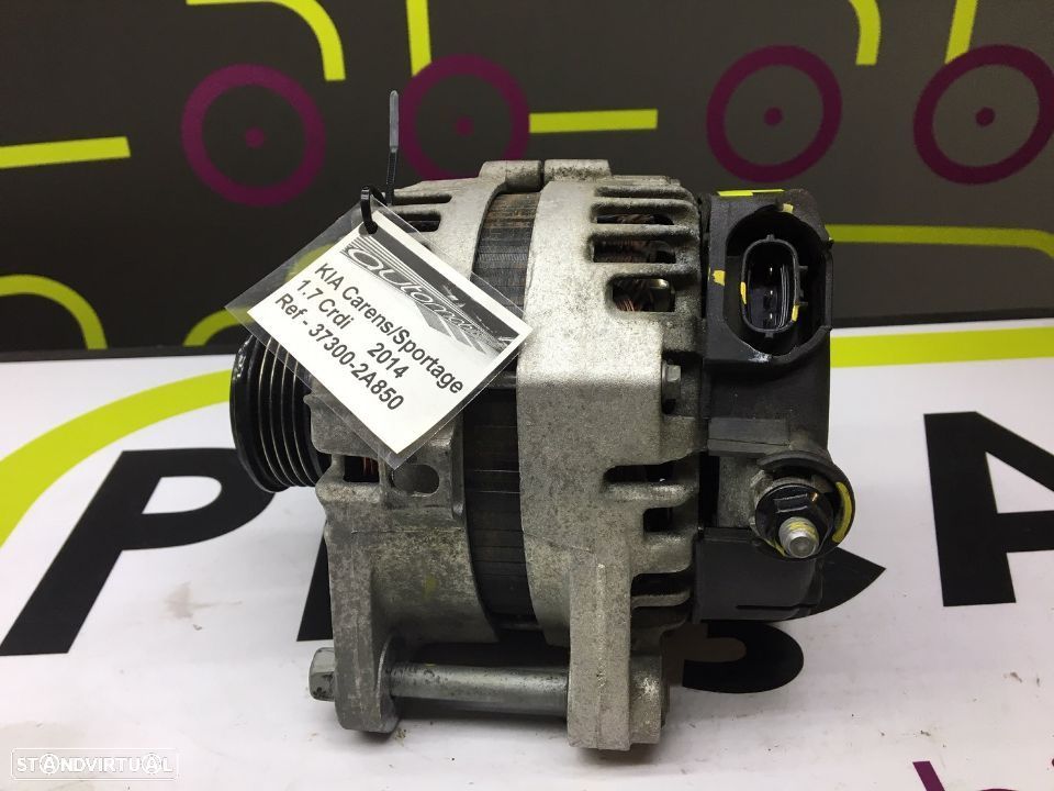 Alternador Kia Sportage / Carens 1.7 Crdi  de 2014  Ref - 37300-03350 - 2