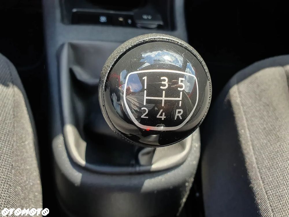 Volkswagen up! - 35