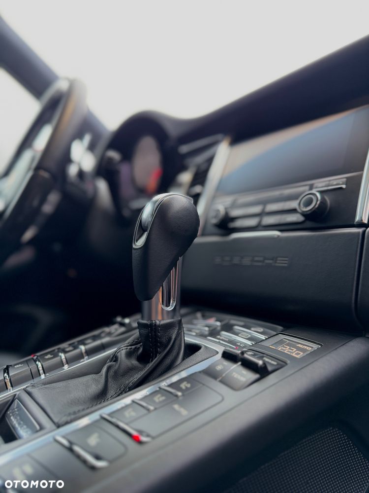 Porsche Macan GTS - 14