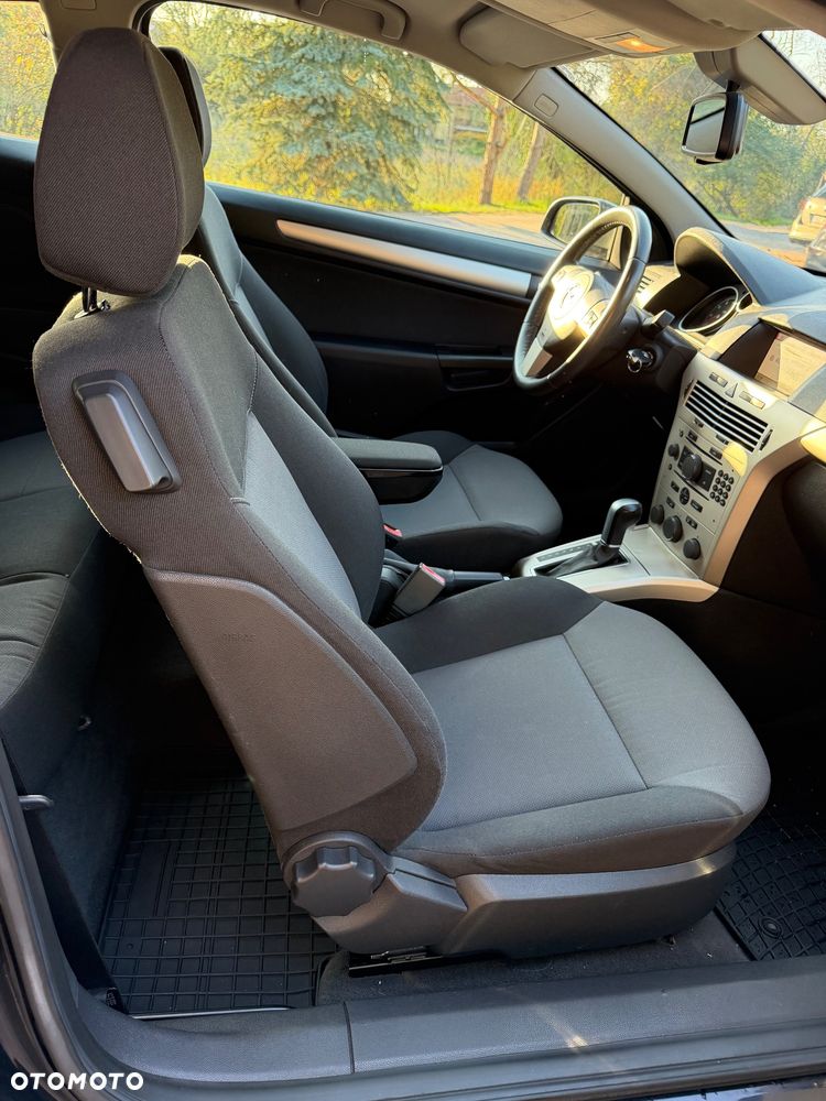 Opel Astra 1.8 Cosmo - 26