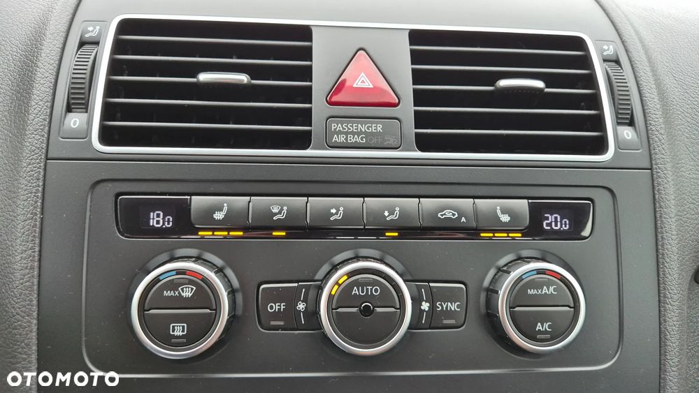 Volkswagen Touran 1.6 TDI DPF Highline - 13