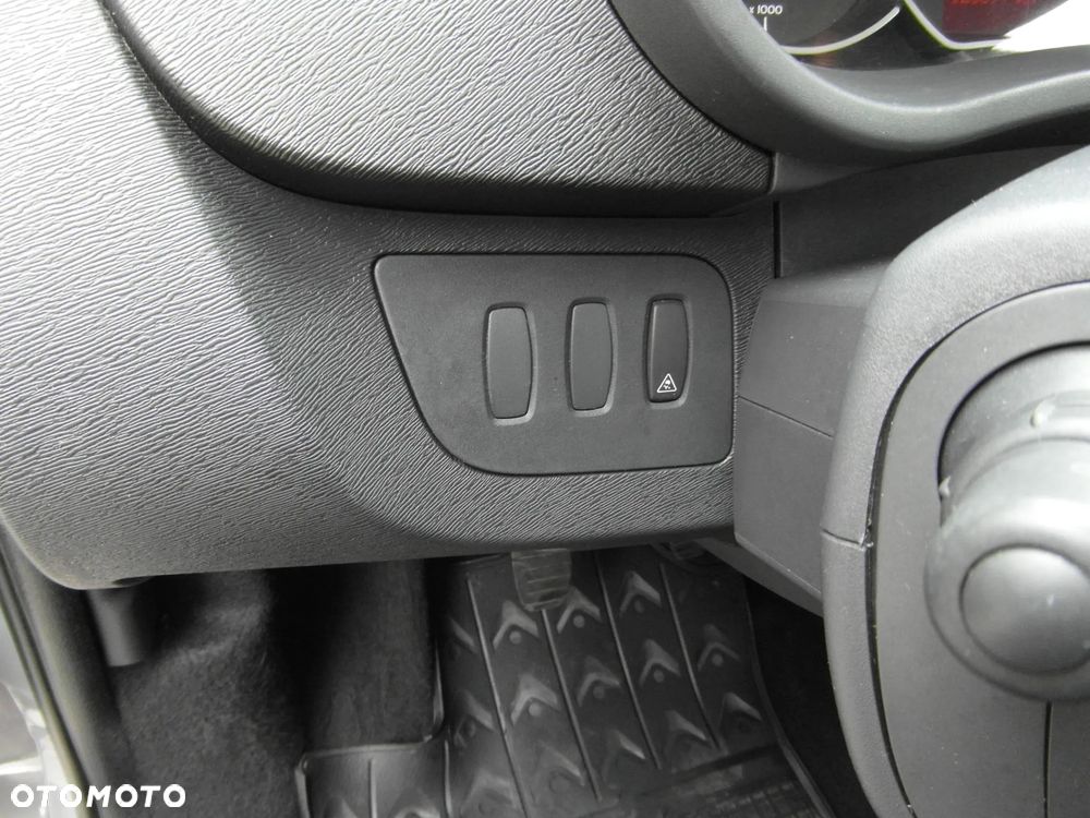 Renault Kangoo 1.6 16V Privilege - 26