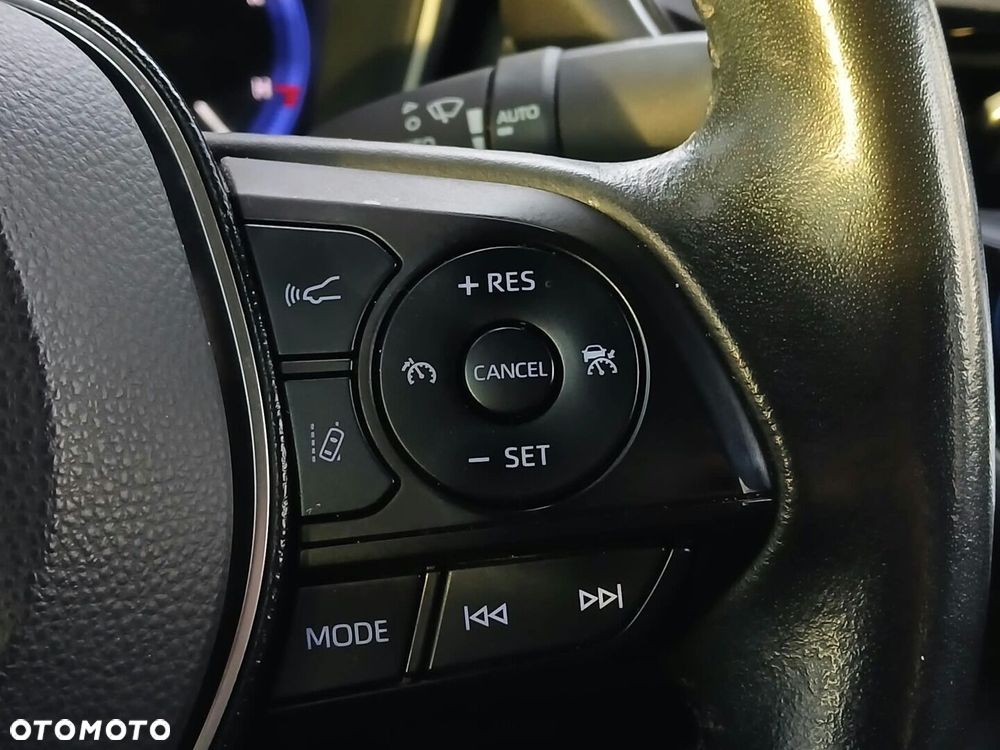 Toyota Corolla - 28