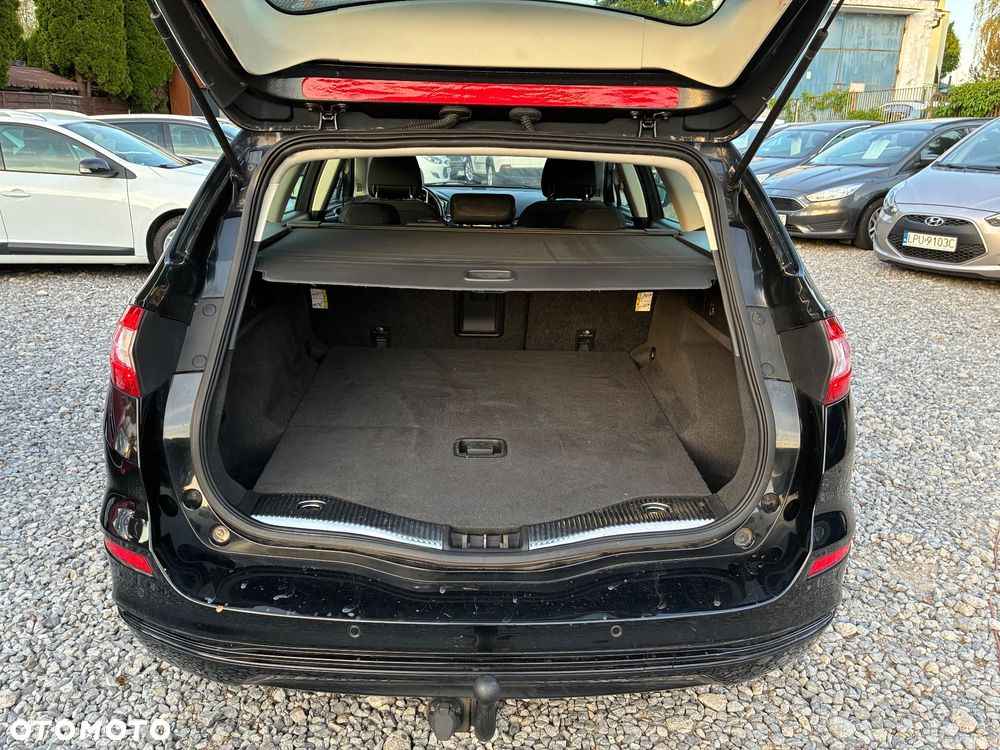 Ford Mondeo 2.0 TDCi ECOnetic Start-Stopp Titanium - 11
