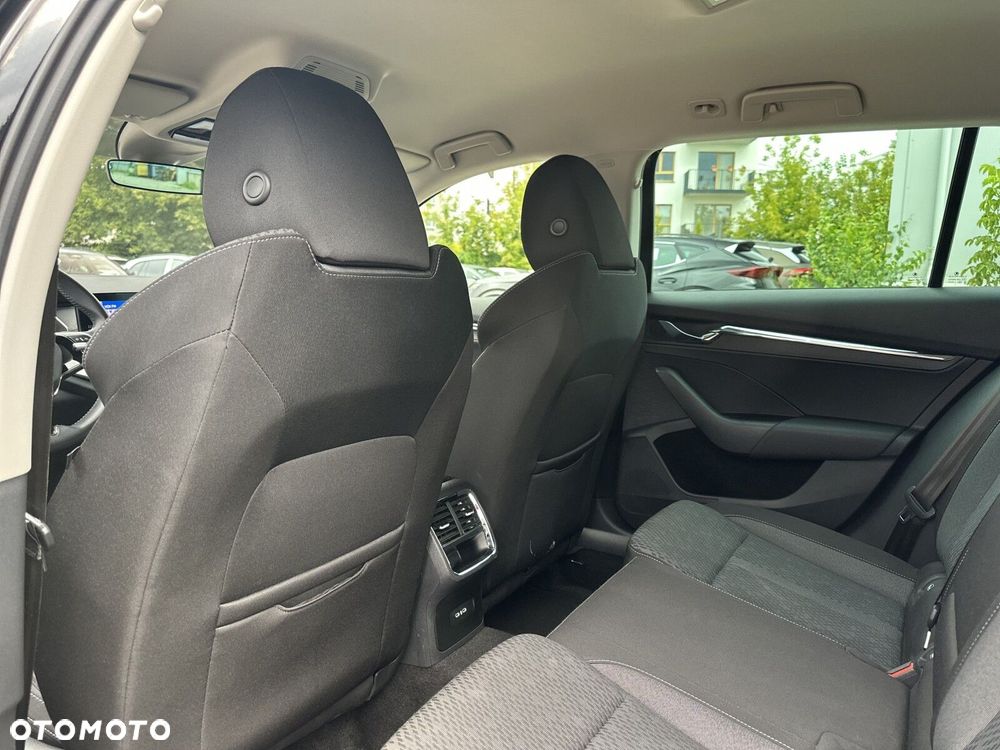 Skoda Octavia 2.0 TDI Style DSG - 34