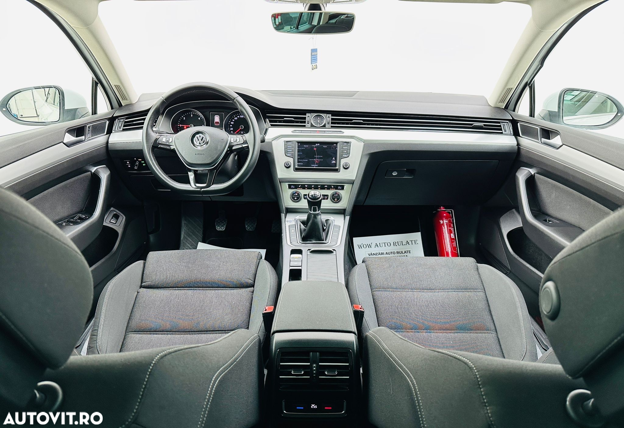 Volkswagen Passat - 6