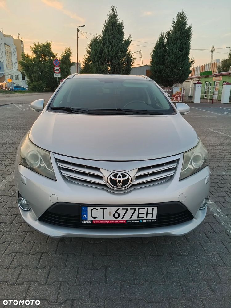 Toyota Avensis 1.8 Premium - 2
