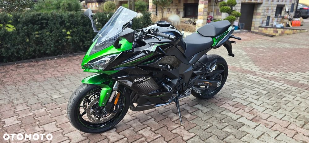 Kawasaki Ninja 1000 SX - 13
