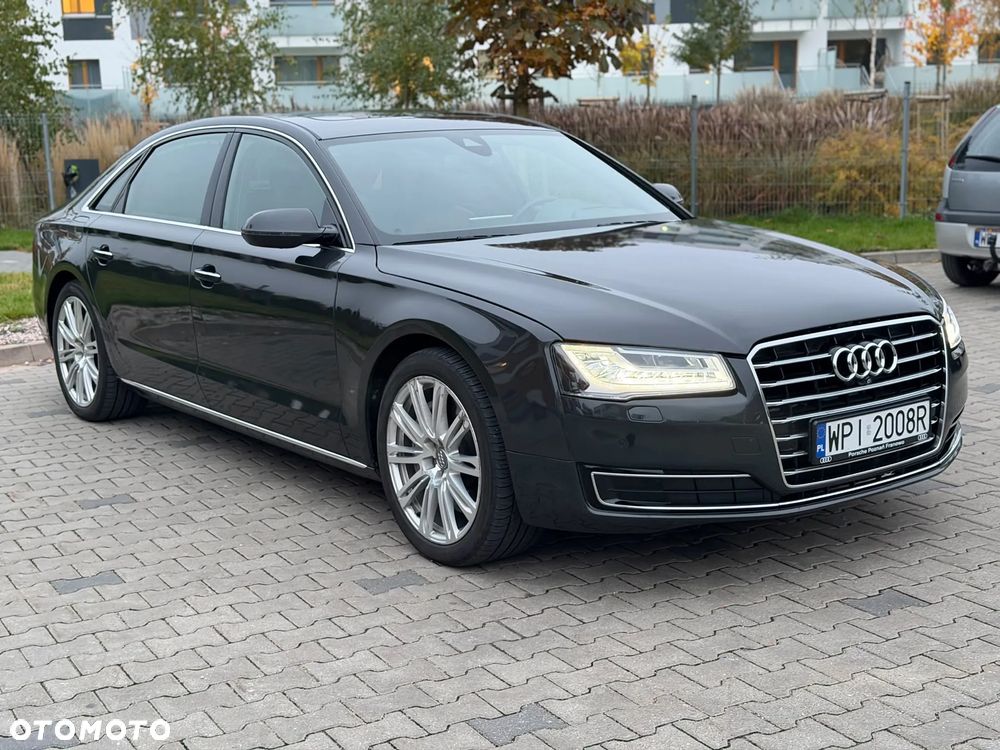 Audi A8 2015 photo 3