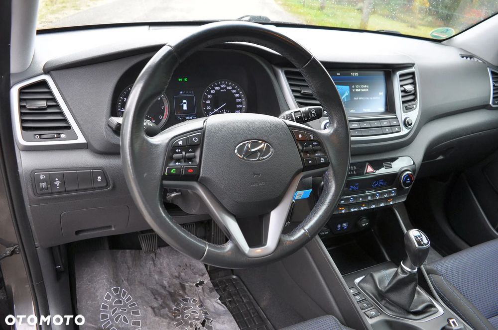 Hyundai Tucson 1.6 GDI BlueDrive Design 2WD - 17