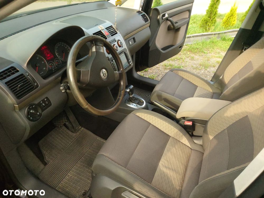 Volkswagen Touran 1.9 TDI DPF Cross DSG - 17