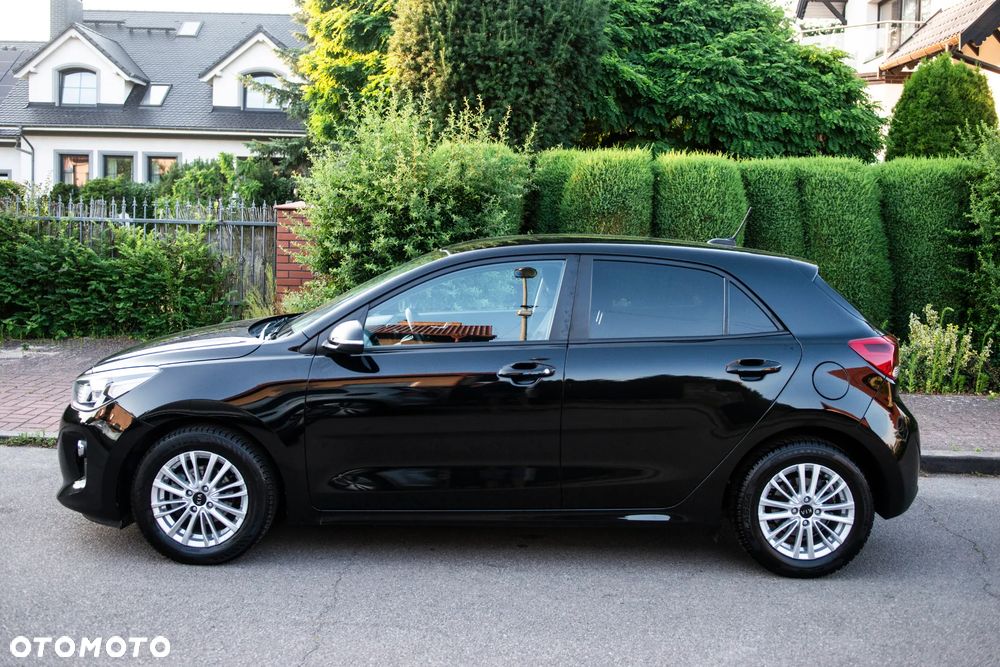 Kia Rio 1.2 Business Line Plus - 11