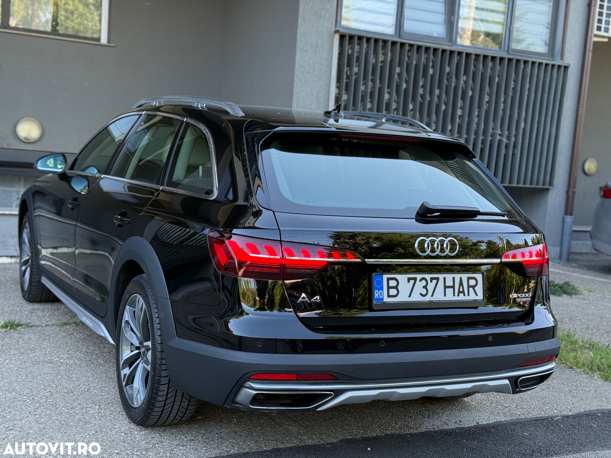 Audi A4 Allroad 2.0 40 TDI quattro S tronic MHEV - 3
