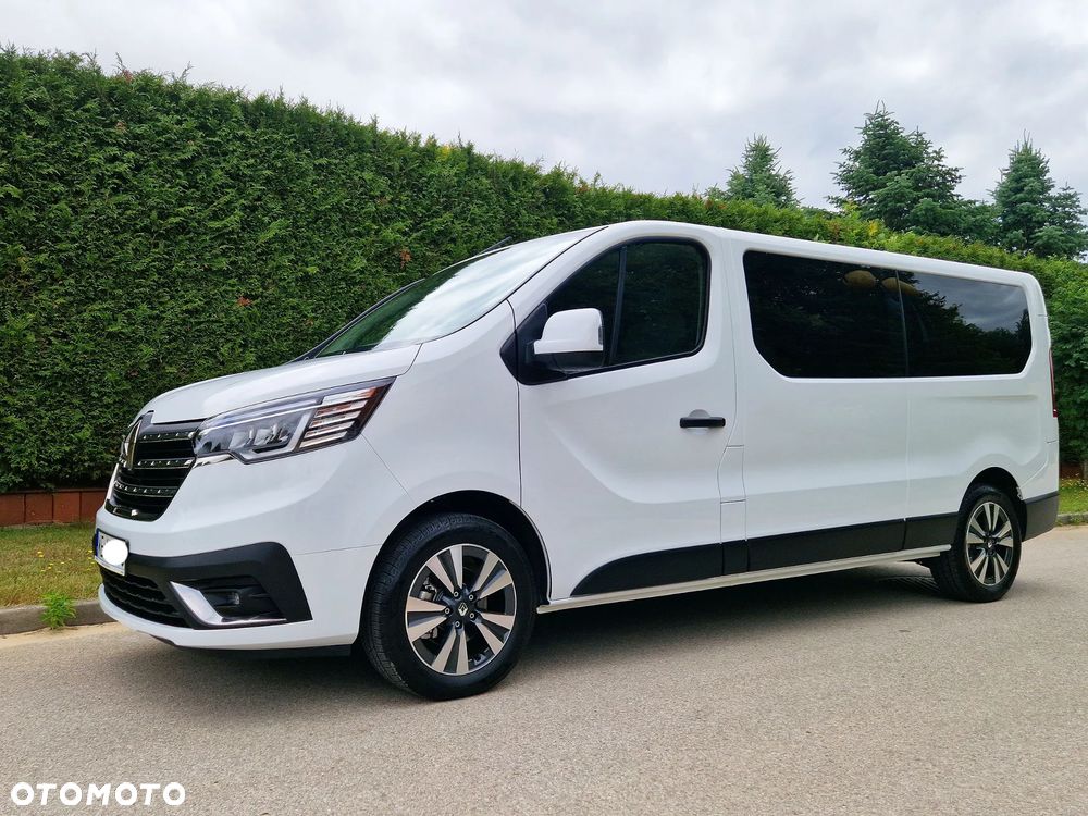 Renault Trafic 2.0 dCi - 12