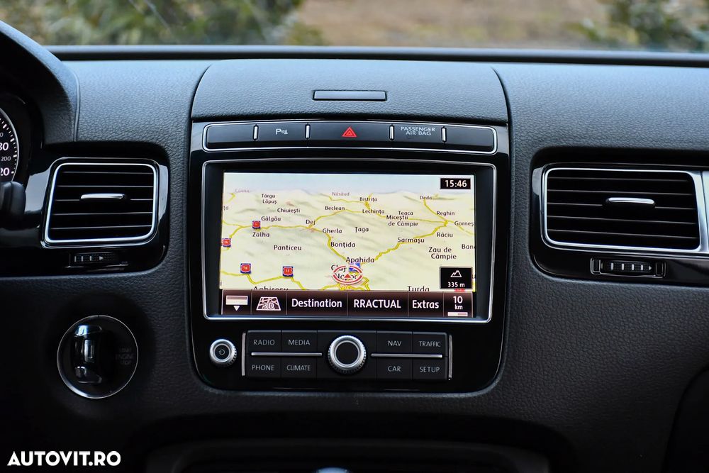 Volkswagen Touareg 3.0 V6 TDI SCR Blue Motion DPF Automatik Executive Edition - 17