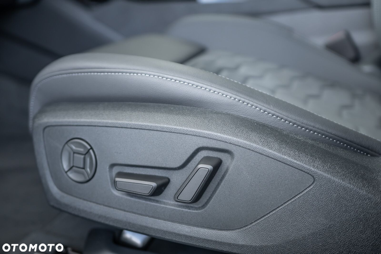 Audi A6 Sportback e-tron - 13