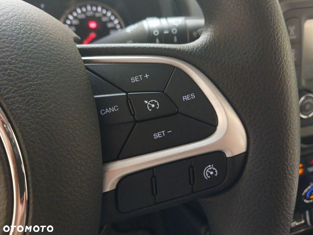 Jeep Renegade - 22