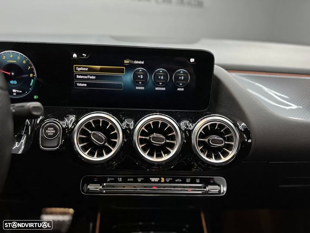 Mercedes-Benz GLA 250 e AMG Line - 37