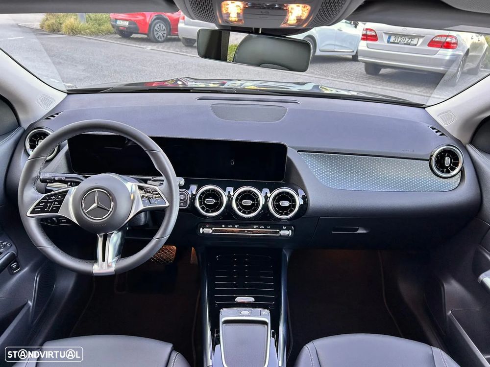 Mercedes-Benz GLA 180 d 8G-DCT Progressive Advanced - 2